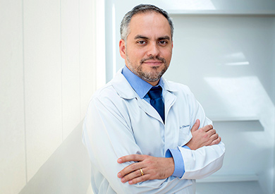Dr. Vinicius Moura